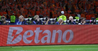 i-betano-menei-stin-premier-league-para-tis-apagoreyseis