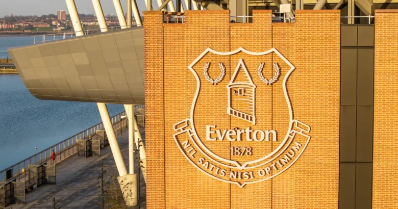 Έβερτον: Από το online casino στο trading με αντίτιμο 35.000.000€