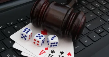 toyrkia-sfiggei-o-kloios-gia-ta-paranoma-tychera-paichnidia