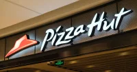 Σάλος για καμπάνια της Pizza Hut με άρωμα live καζίνο