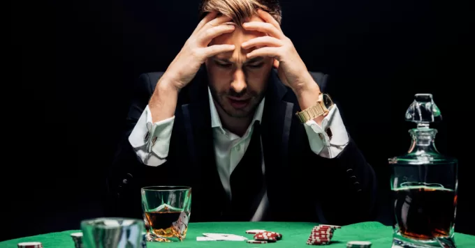 Johnn Taramas Tips Μεγάλα λάθη παικτών πόκερ